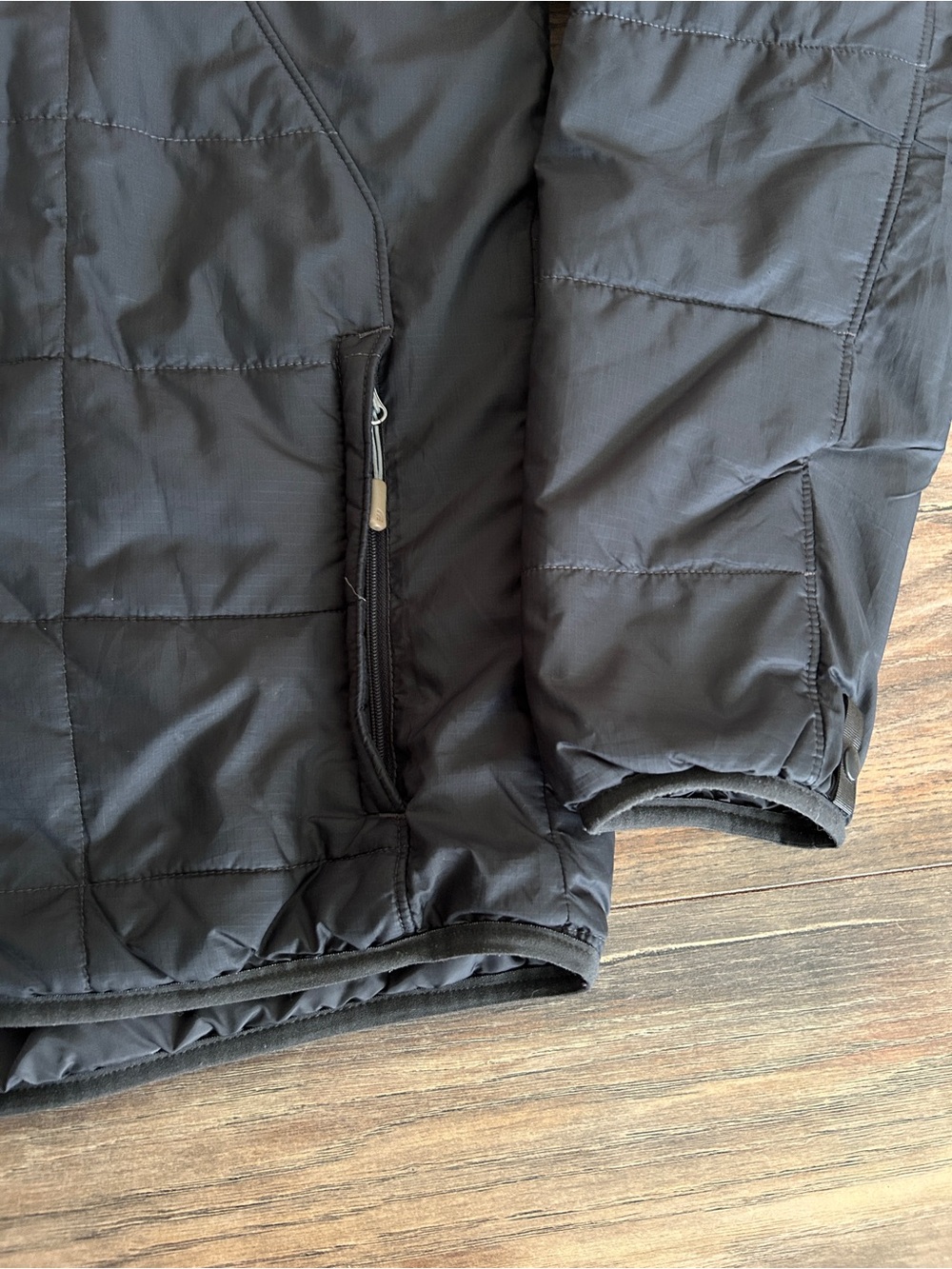 The North Face Lightweight Insulated Jacket Small - Picture 2 of 6